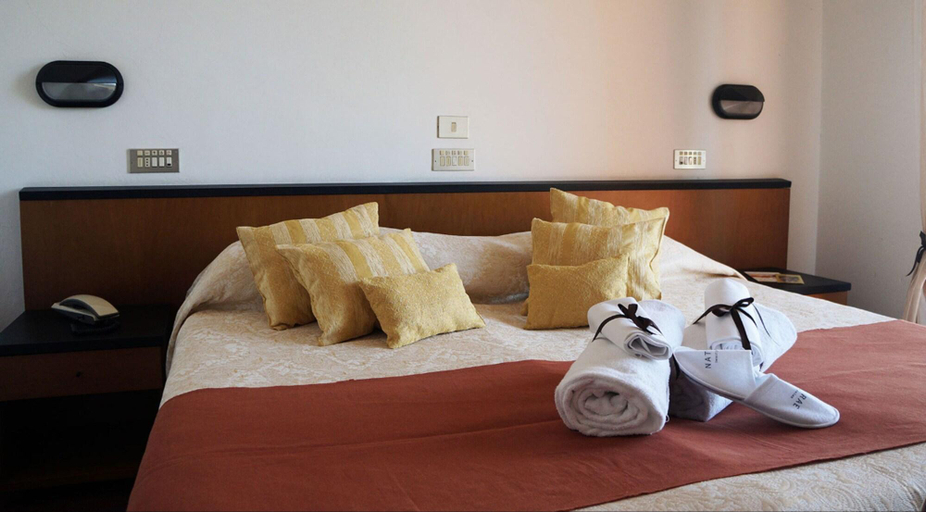 Bedroom 3, Hotel Montecarlo, Siena