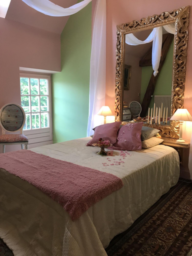 Bedroom 4, Taty Ginette, Loir-et-Cher