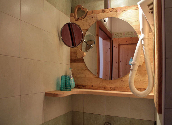 Bathroom 4, Hotel Salvanel, Trento