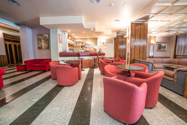 Public Area 2, Grand Hotel Europa, L'Aquila