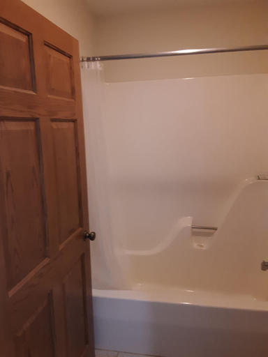 Bathroom 3, The Plaza Motel, Williams