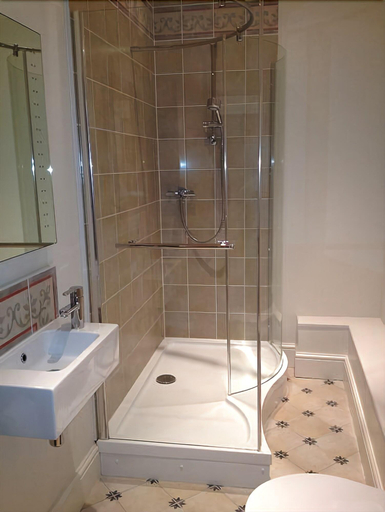 Bathroom 3, The Bentinck Hotel, Nottingham