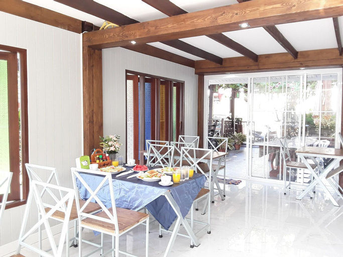 Public Area, Barbados Terrace, Muang Rayong