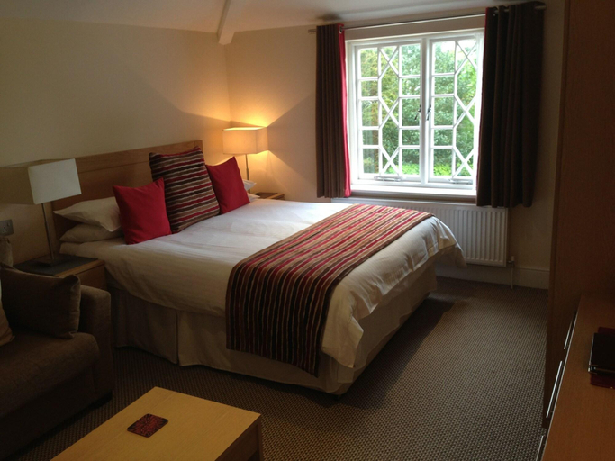 Bedroom 3, Royal Glen, Devon