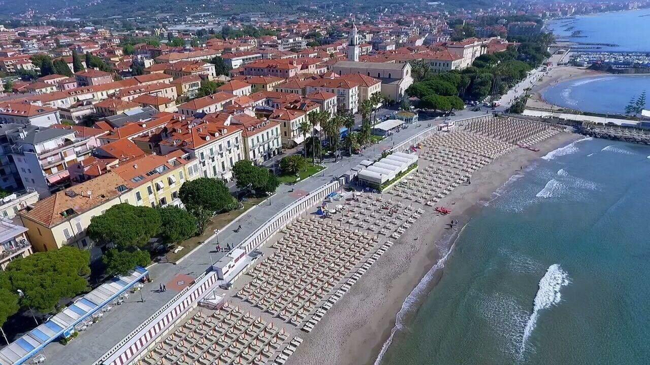 Exterior & Views 2, Hotel Olympic, Imperia