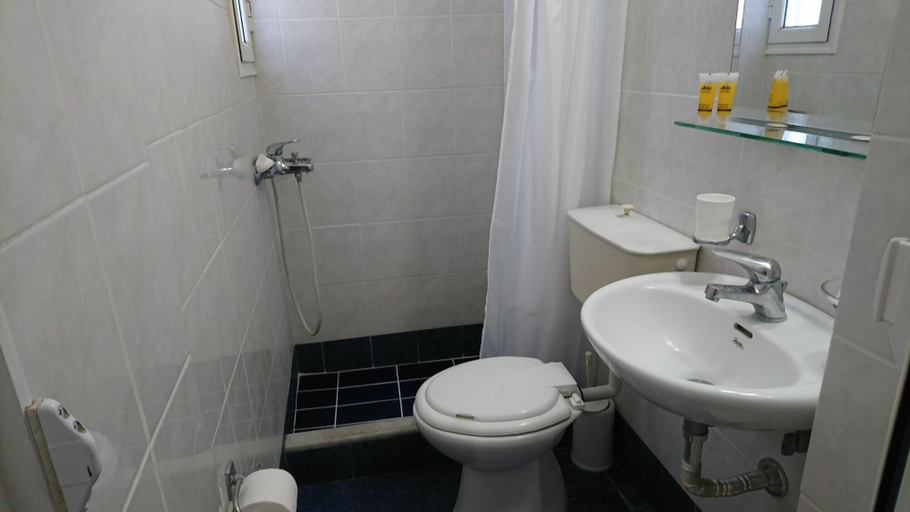 Bathroom 5, Eleni Rooms, South Aegean