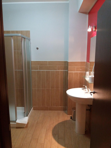 Bathroom 4, Affittacamere Il Boscaiolo, L'Aquila