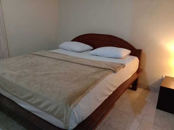 Bedroom 1, Loven Sanur Guest House, Denpasar