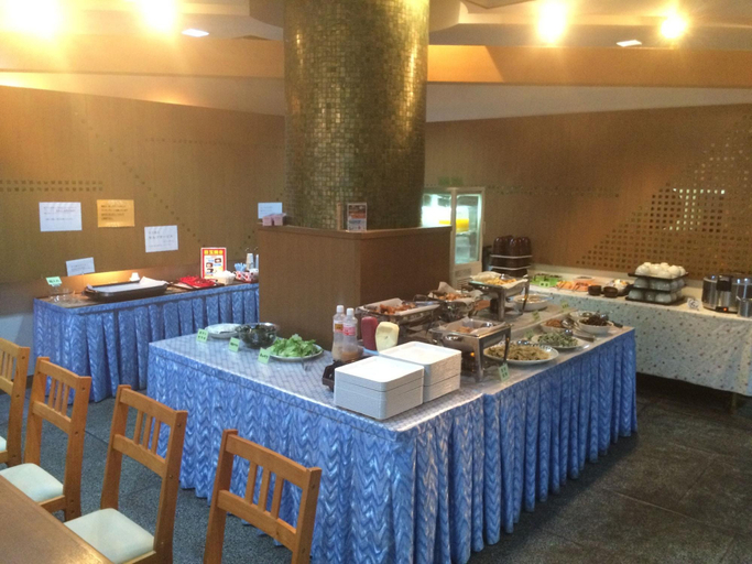 Food & Drinks 5, Hotel Crown Hills Tokuyama, Shūnan