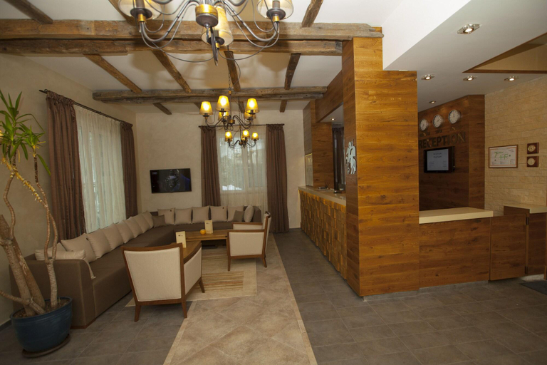 Public Area 2, Family Hotel Saint George, Stolichna