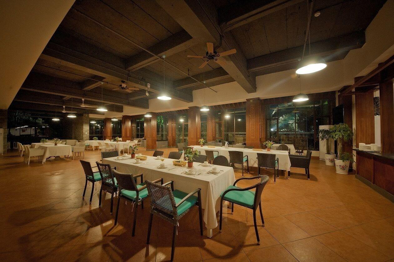 Food & Drinks 5, Guilin Crystal Crescent Moon Hotel, Guilin