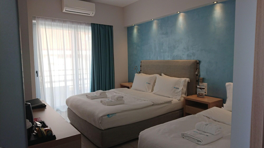Bedroom 4, Diolkos Studios, Peloponnese