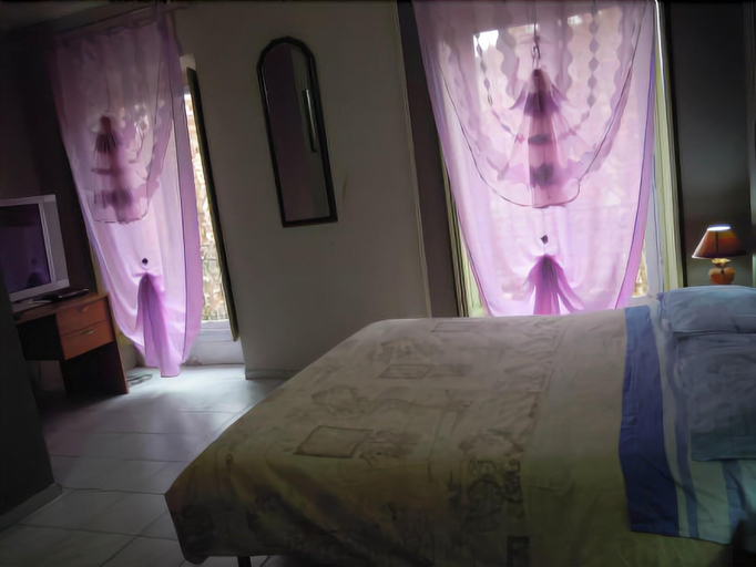 Bedroom 4, La Siesta, Torino