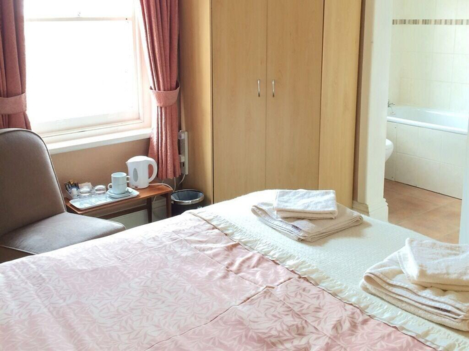 Bedroom 2, The Rookery, Dorset