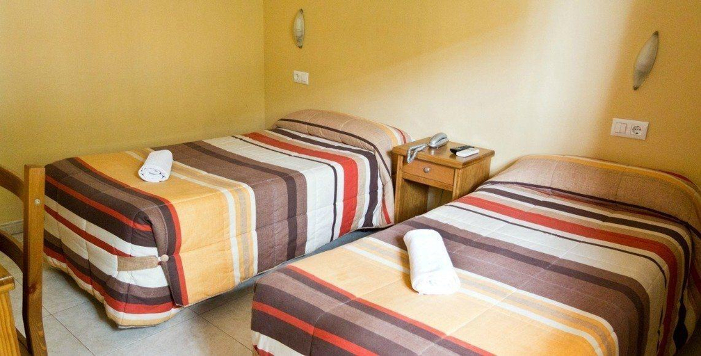 Bedroom 4, Hotel María Luisa, Cádiz