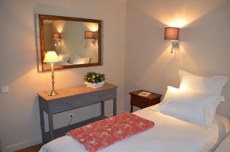 Bedroom 5, Campagne Chastel Chambres d'hotes, Bouches-du-Rhône