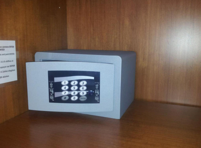 Bedroom 3, Hotel Montecarlo, Siena
