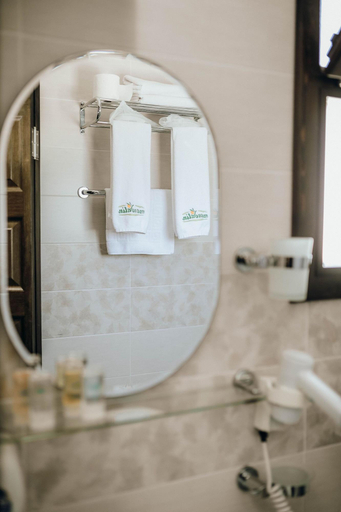 Bathroom 4, Mandalin Pansiyon, Seferihisar