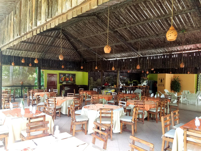 Food & Drinks 5, Jarabacoa River Club, Jarabacoa