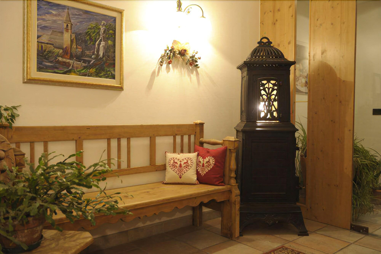 Public Area 3, Locanda Alpina, Trento