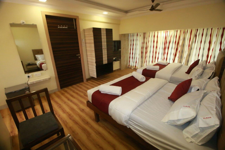 Bedroom 4, Hotel Alfa International, Mumbai Suburban
