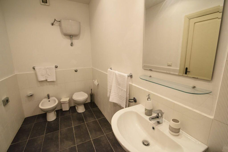Bathroom 5, Agriturismo Modi, Reggio Di Calabria