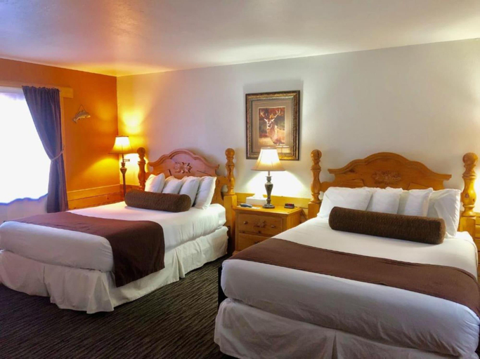 Bedroom 4, Shasta Inn, Siskiyou