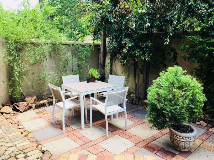 Exterior & Views 2, Pepper Tree BnB, City of Johannesburg