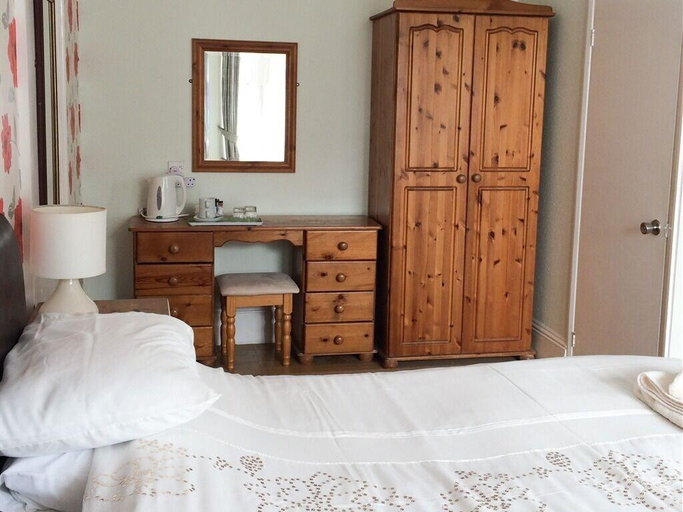 Bathroom 3, The Rookery, Dorset