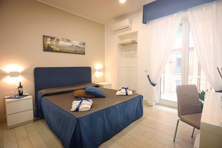 Bedroom 4, Napolilive, Napoli