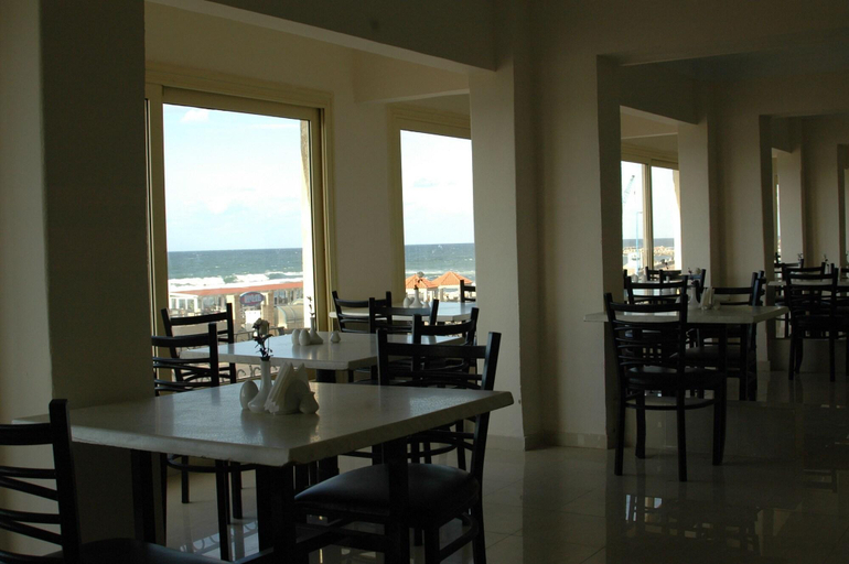 Food & Drinks 5, Royal Crown Hotel, Alexandria