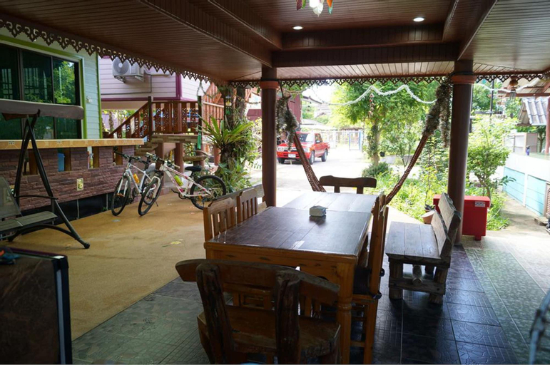Others, Three Moons Homestay, Doi Saket