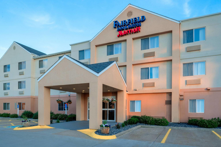 Exterior & Views 2, Fairfield Inn & Suites Stevens Point, Portage