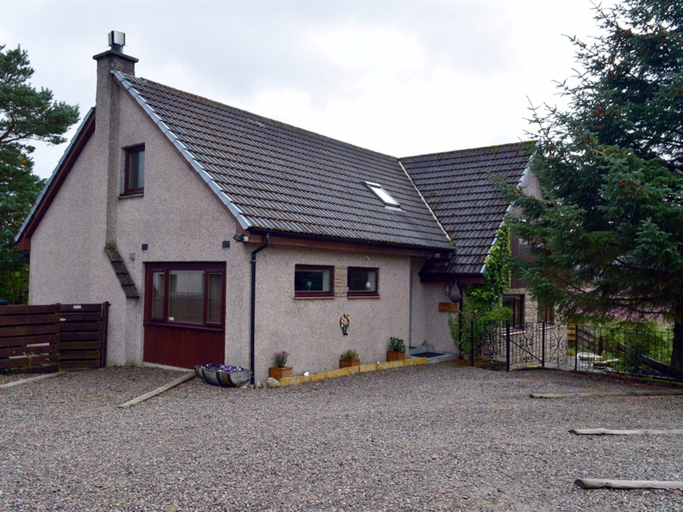 Exterior & Views 2, Carn Mhor Bed And Breakfast, Highland