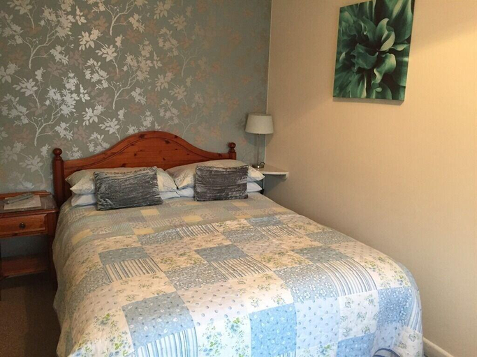 Bedroom 2, Railway Cottage, Dorset