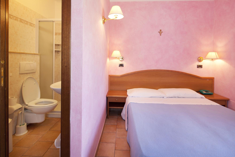 Bathroom 4, Hotel Bellavista, Perugia