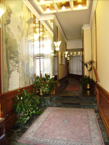 Public Area 2, Hotel Italia, Mantua
