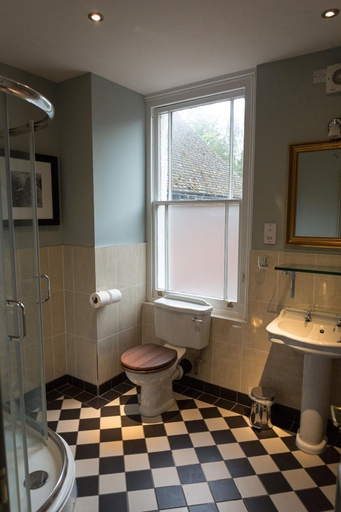 Bathroom 5, The Dundas Arms, West Berkshire
