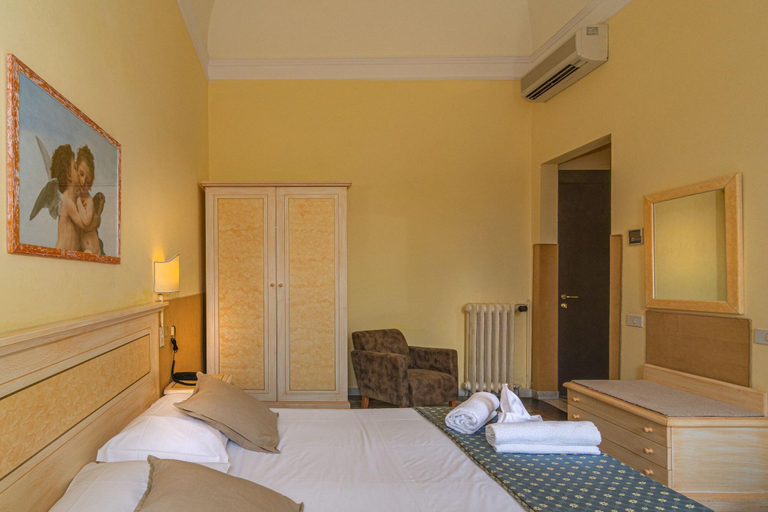 Bedroom 4, Hotel Arcangelo, Lucca