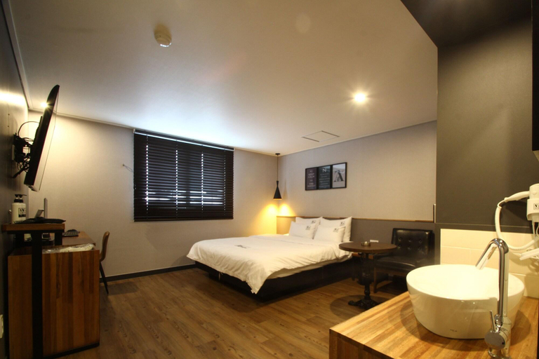 Bedroom 3, Calm Rest Hotel Sasang, Sasang