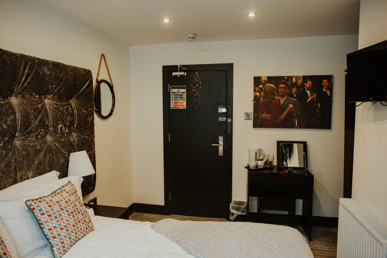 Public Area 2, Sinclair's Bar, Lounge & Rooms, Sefton