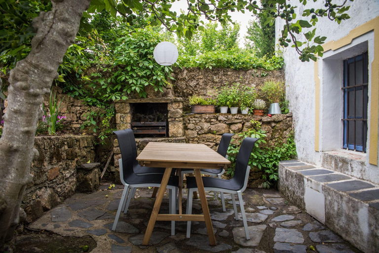 Public Area, Salto del Caballo, Cáceres