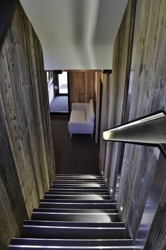 Public Area 2, Hotel Restaurant Le Saint Antoine, Haute-Savoie