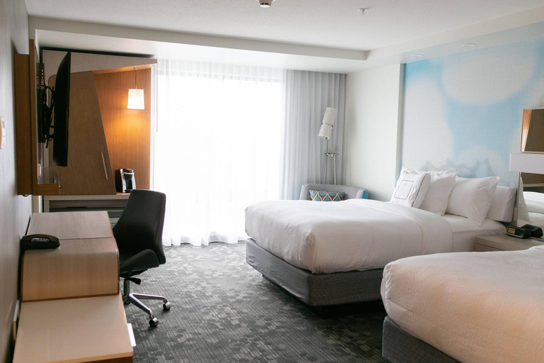 Bedroom 3, Courtyard by Marriott Elkhart, Elkhart