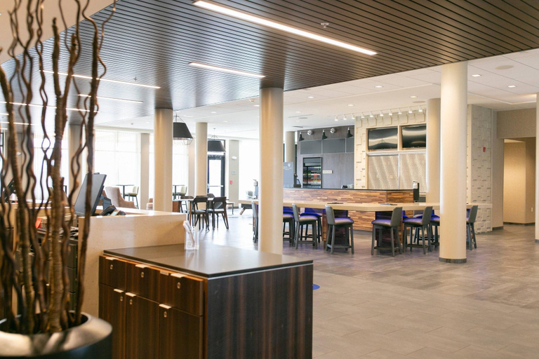 Public Area 3, Courtyard by Marriott Elkhart, Elkhart