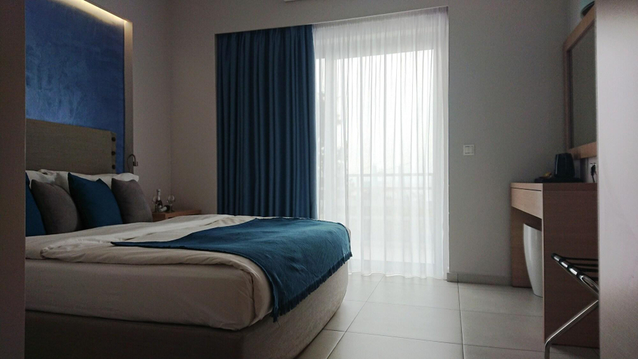 Bedroom 3, Diolkos Studios, Peloponnese