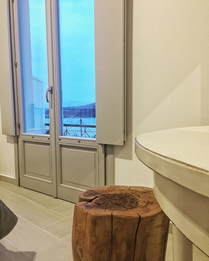 Bathroom 4, Gigi Rooms, Attica
