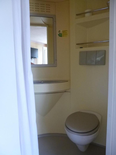 Bathroom, Fasthôtel Angers Ouest, Maine-et-Loire