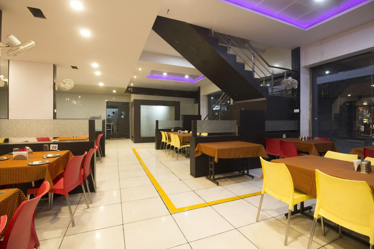 Public Area 2, Hotel City Point, Ahmadnagar