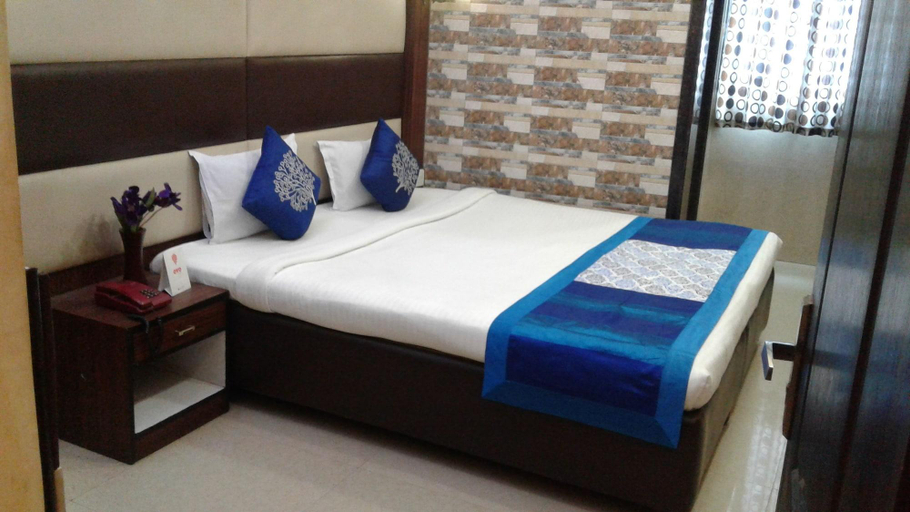 Bedroom 2, Hotel Diamond Suites, Kolkata